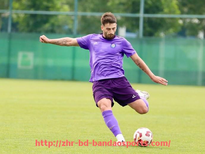 半岛体育-西班牙人队赛季西甲赛程分析与主场胜率